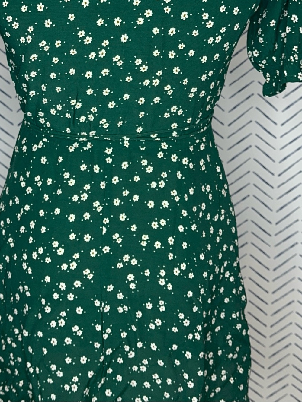 NWOT Faithful the Brand Wrap Mira Mini Floral Dress Green Size 8 - Picture 6 of 14